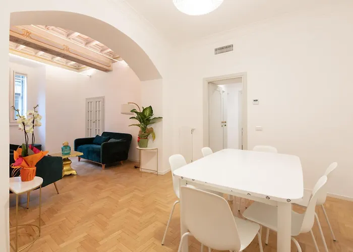 Modern And Bright Flat - Center Apartment *